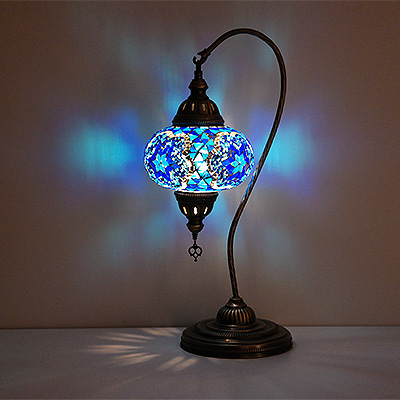Mozaiküveg karos asztali lámpa - TM 17L K10