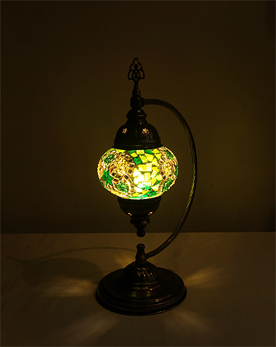 Mozaiküveg karos asztali lámpa - TM 138 004